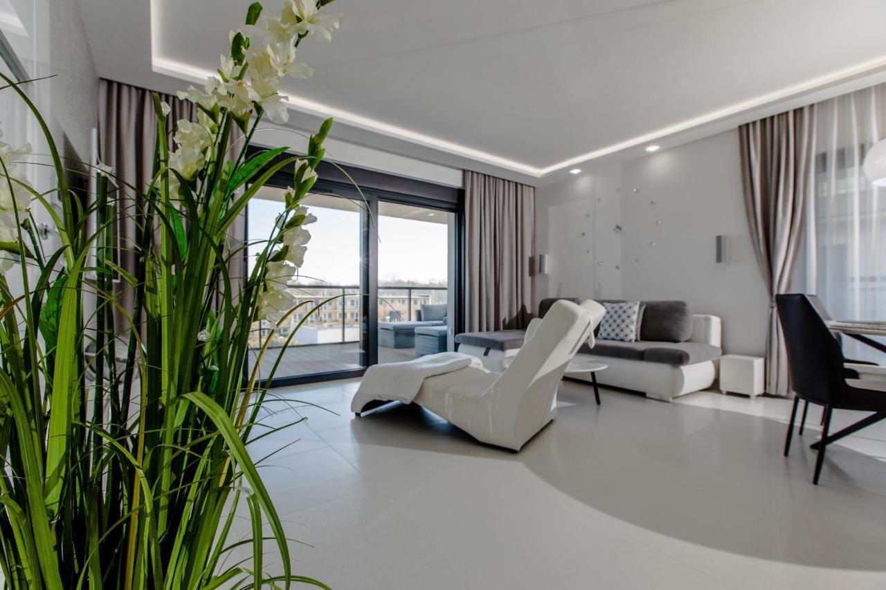 Apartament Luksusowy 23 Gardenia Dziwnow Z Widokiem Na Morze Epapartamenty 外观 照片
