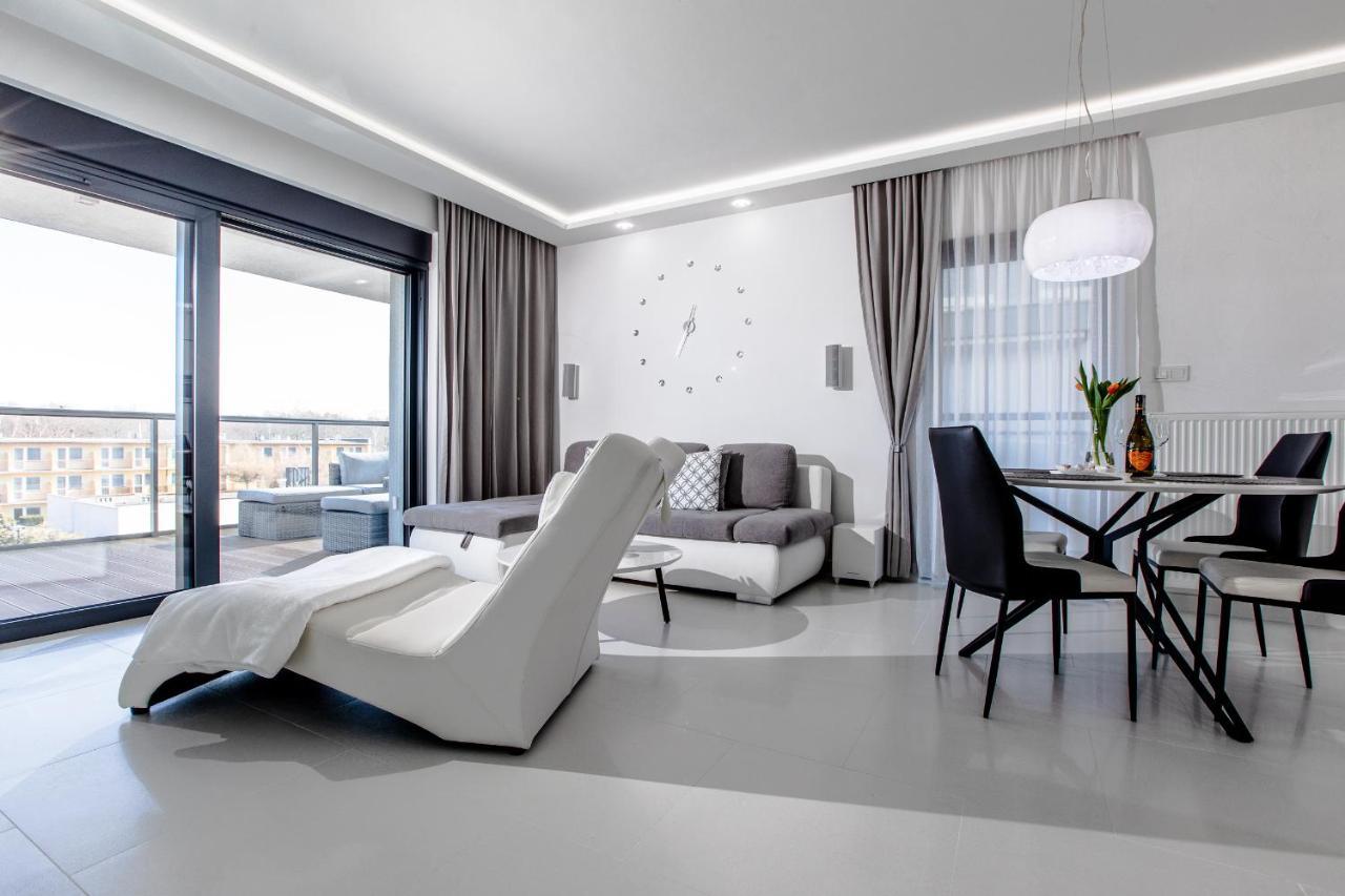 Apartament Luksusowy 23 Gardenia Dziwnow Z Widokiem Na Morze Epapartamenty 外观 照片