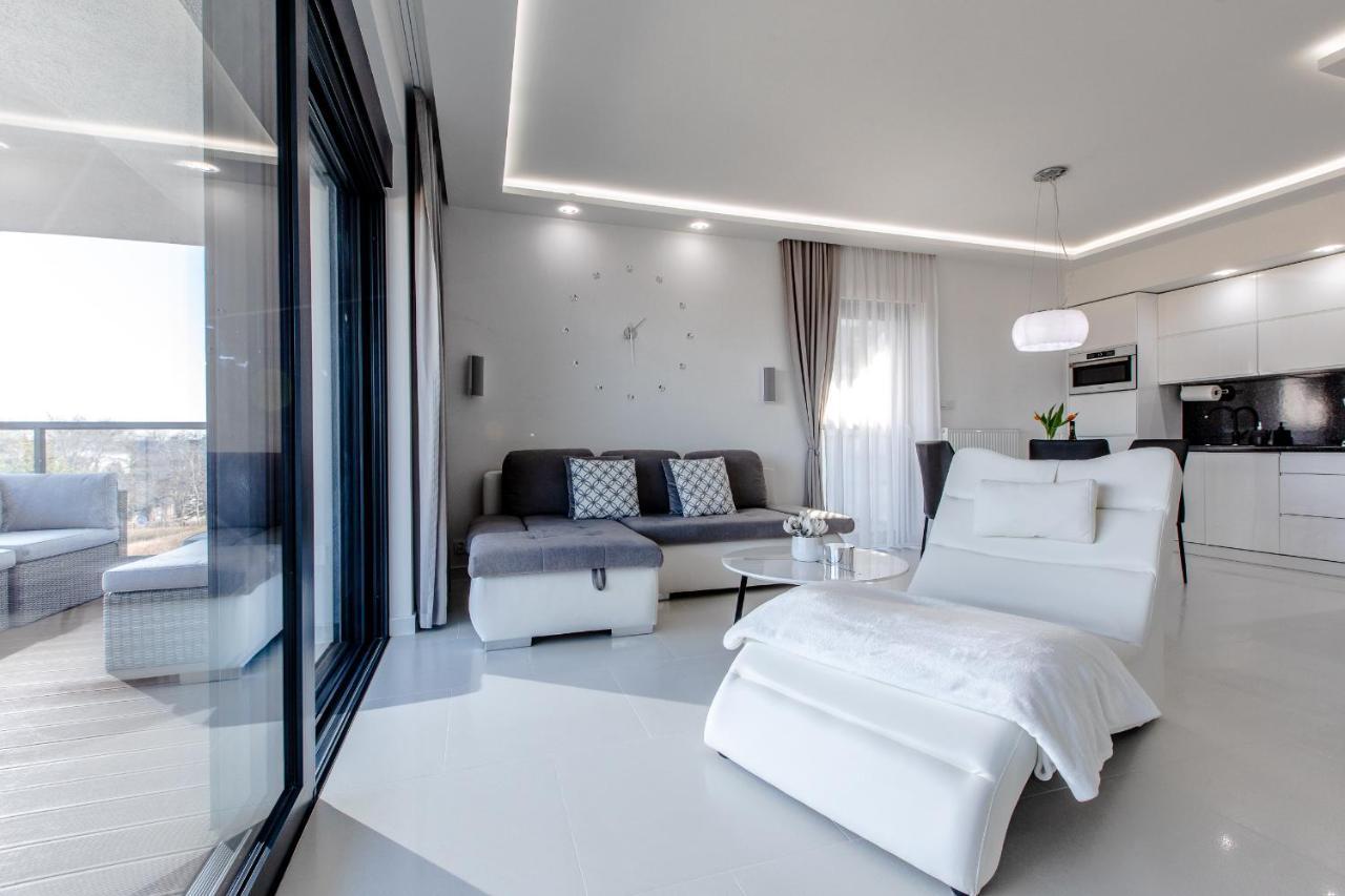 Apartament Luksusowy 23 Gardenia Dziwnow Z Widokiem Na Morze Epapartamenty 外观 照片