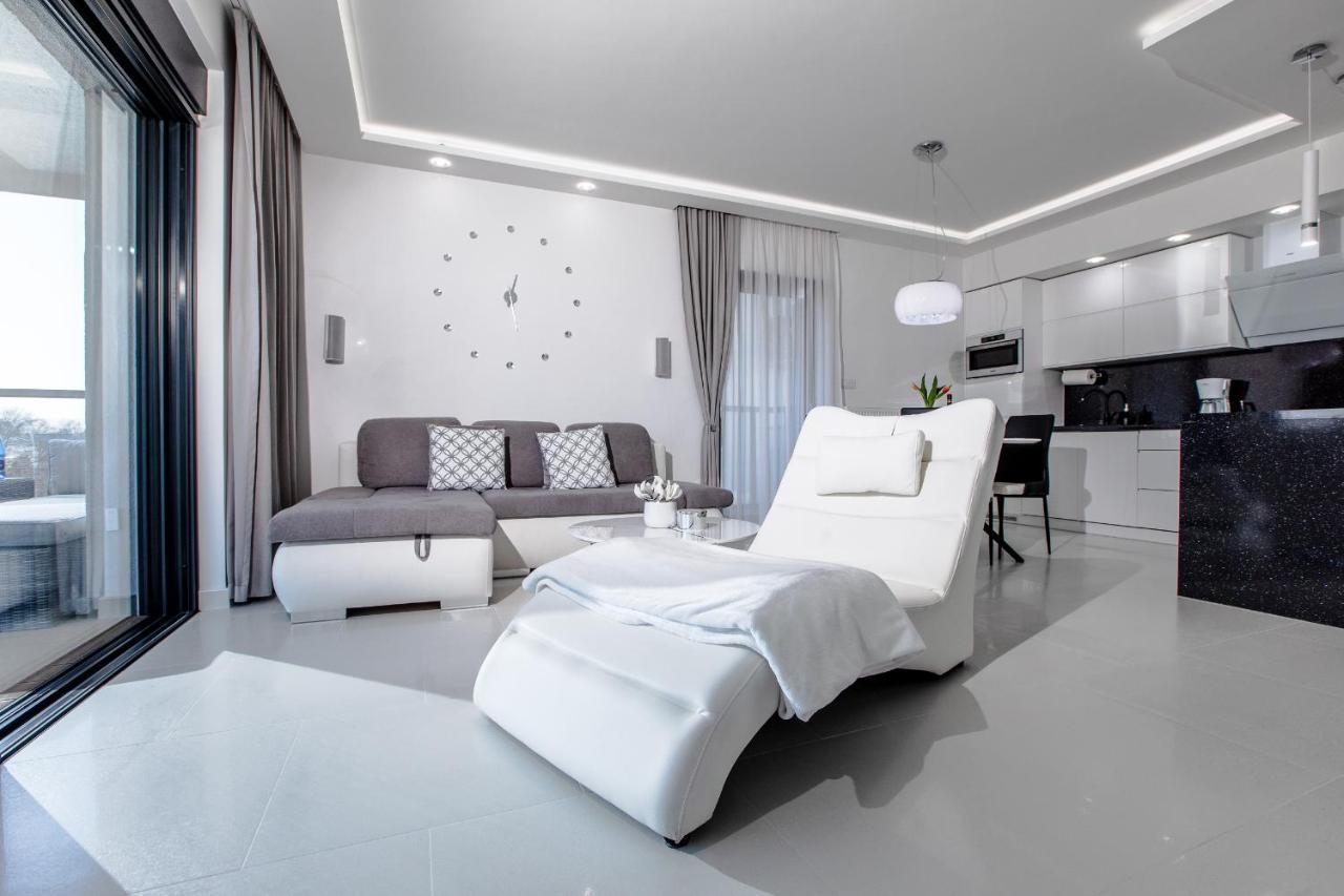 Apartament Luksusowy 23 Gardenia Dziwnow Z Widokiem Na Morze Epapartamenty 外观 照片